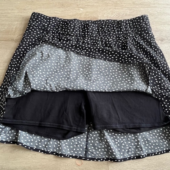 T by Talbots Black/White Polka Dot Pull On Elastic Waistband Pockets Skort SZ L - Picture 5 of 8